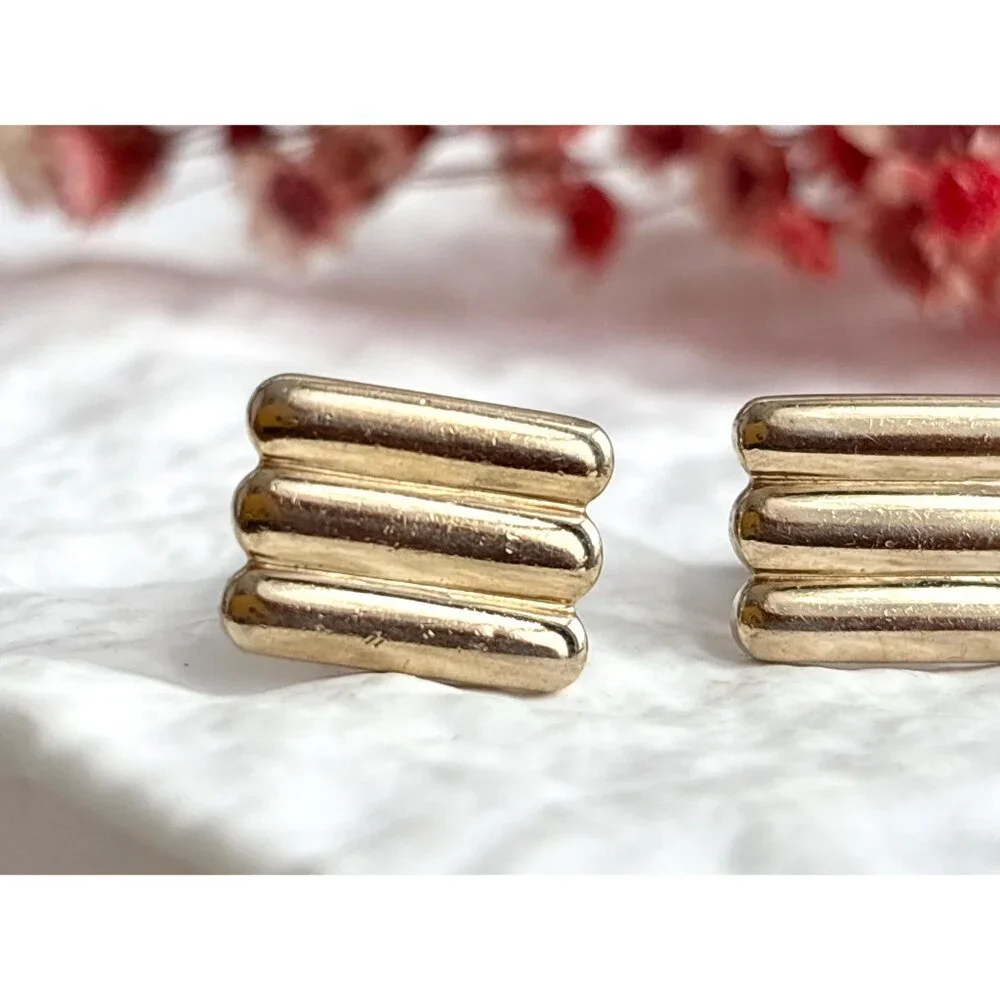 Modernist Scalloped Gold Toned Rectangular Vintage Retro 80's Men's Cuff Links